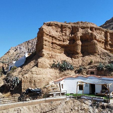 Gorafe Creatively Designed Cavehouse With Jacuzziヴィラ エクステリア 写真
