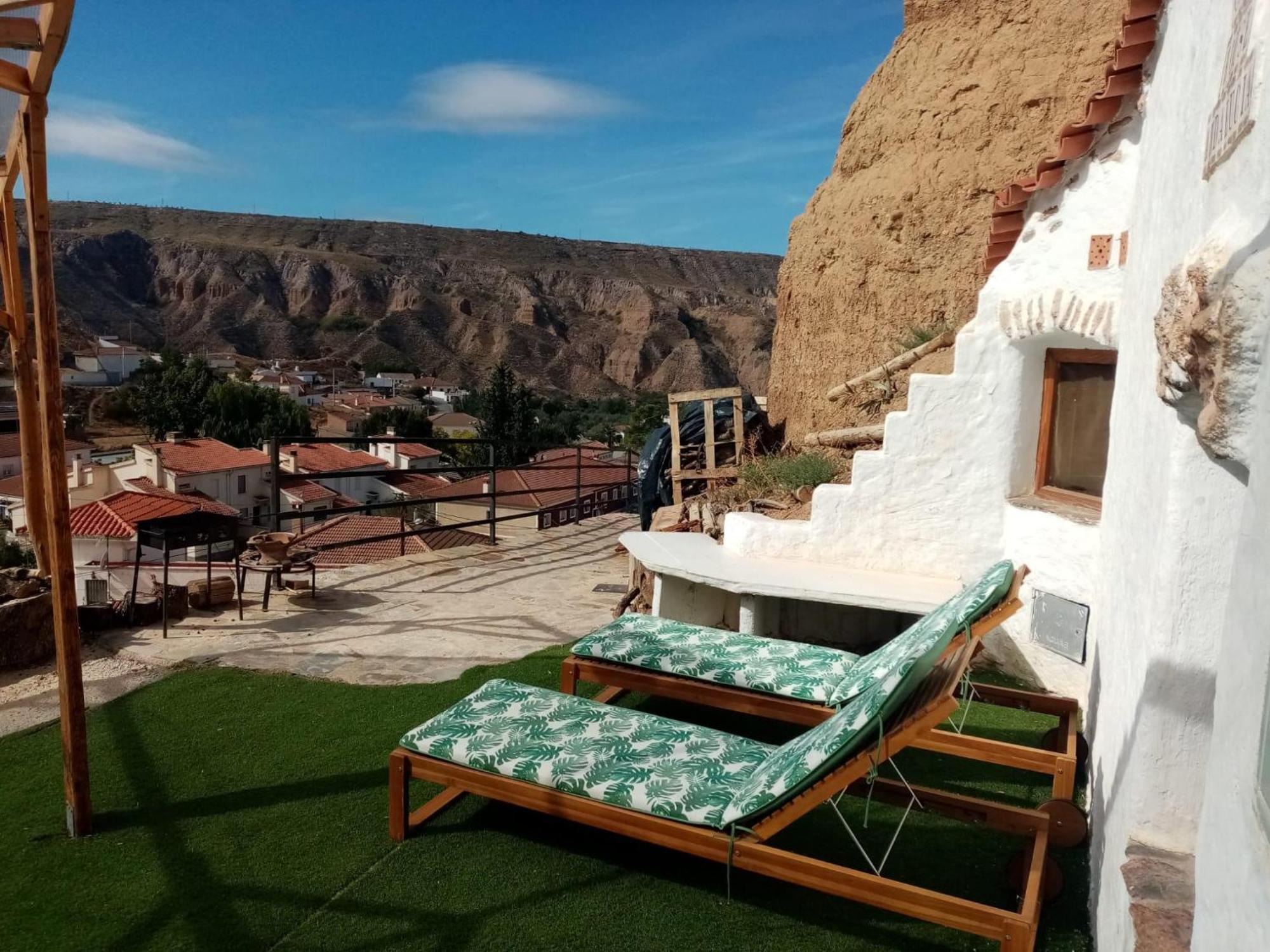 Gorafe Creatively Designed Cavehouse With Jacuzziヴィラ エクステリア 写真